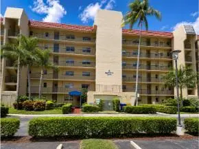 3524 Via Poinciana #Apt 104, Lake Worth, FL 33467 - #1