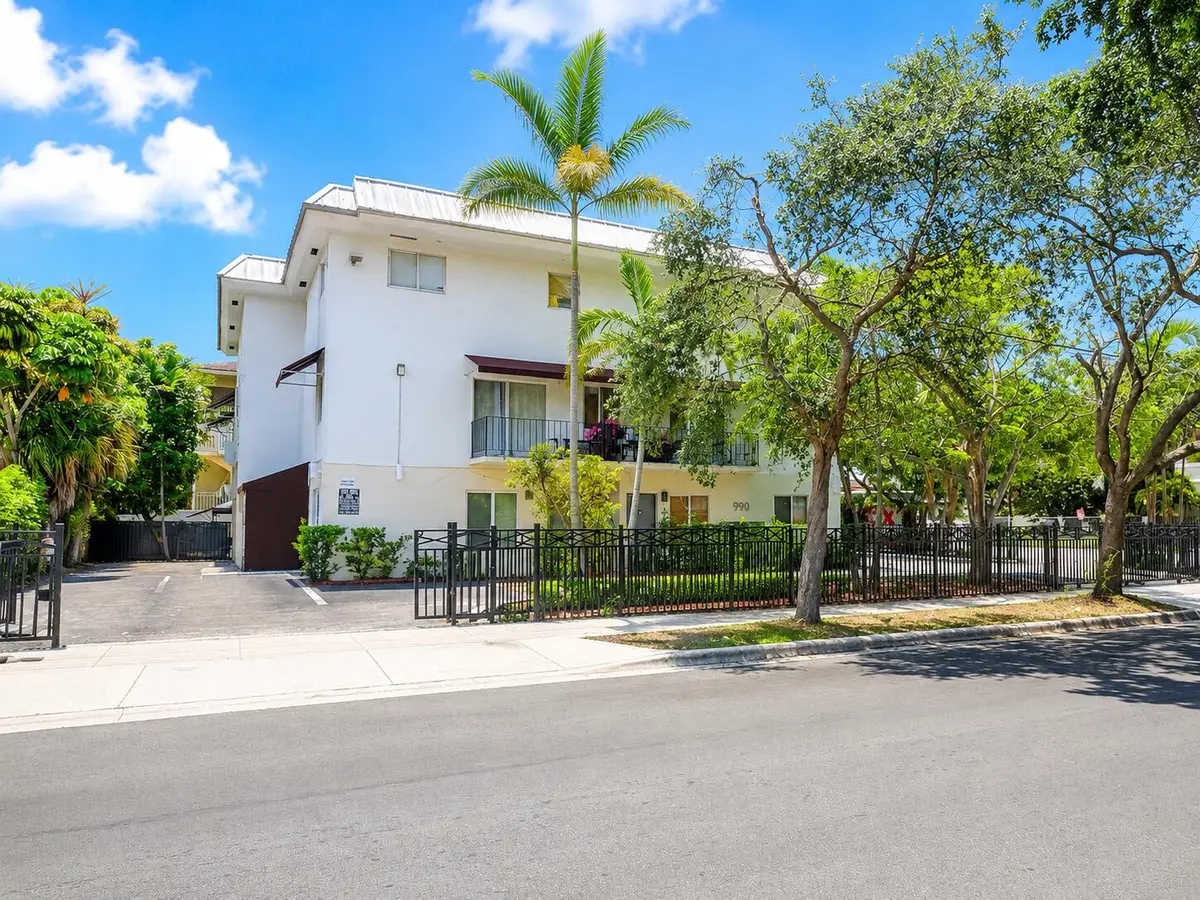 990 NW 1st Street #Apt 1, Miami, FL 33128 - #1