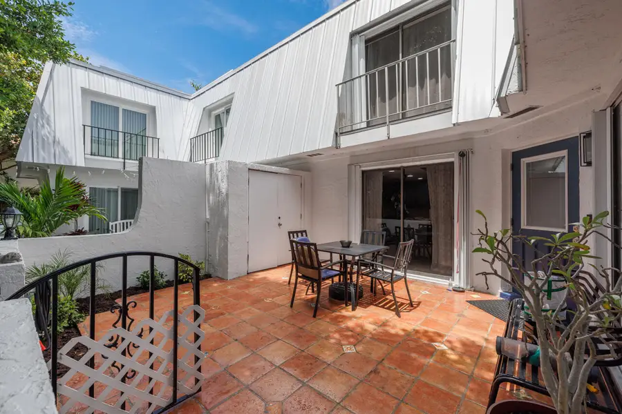 106 Linda Lane #1, Palm Beach Shores, FL 33404 - #3