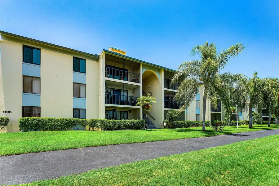 1108 Green Pine Boulevard #E1, West Palm Beach, FL 33409 - #2