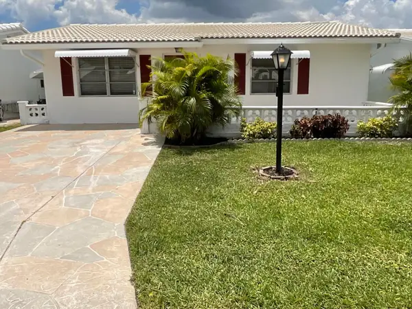 2016 SW 16th Avenue, Boynton Beach, FL 33426