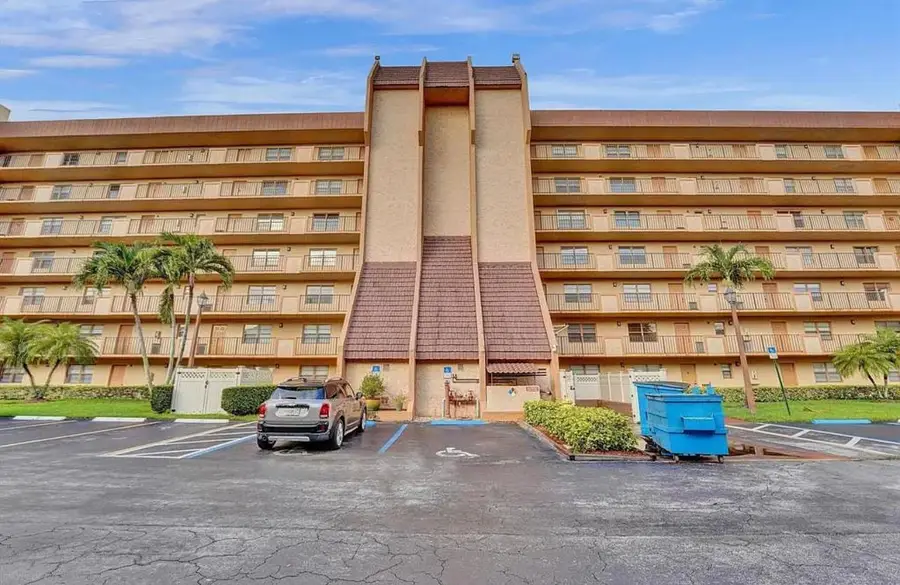 3001 W Rolling Hills Circle #608, Davie, FL 33328 - #2