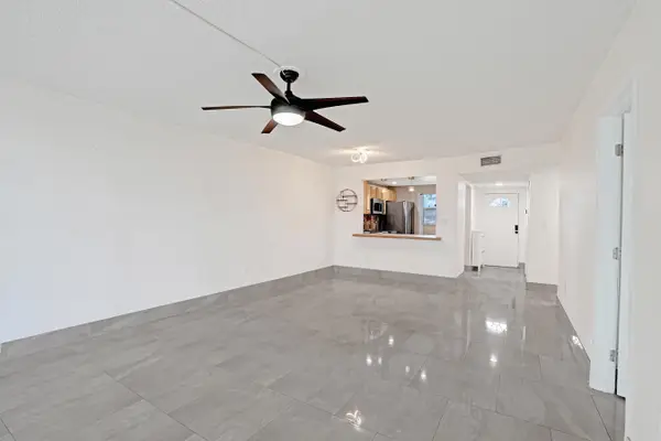 8301 Sands Point Boulevard #S102, Tamarac, FL 33321
