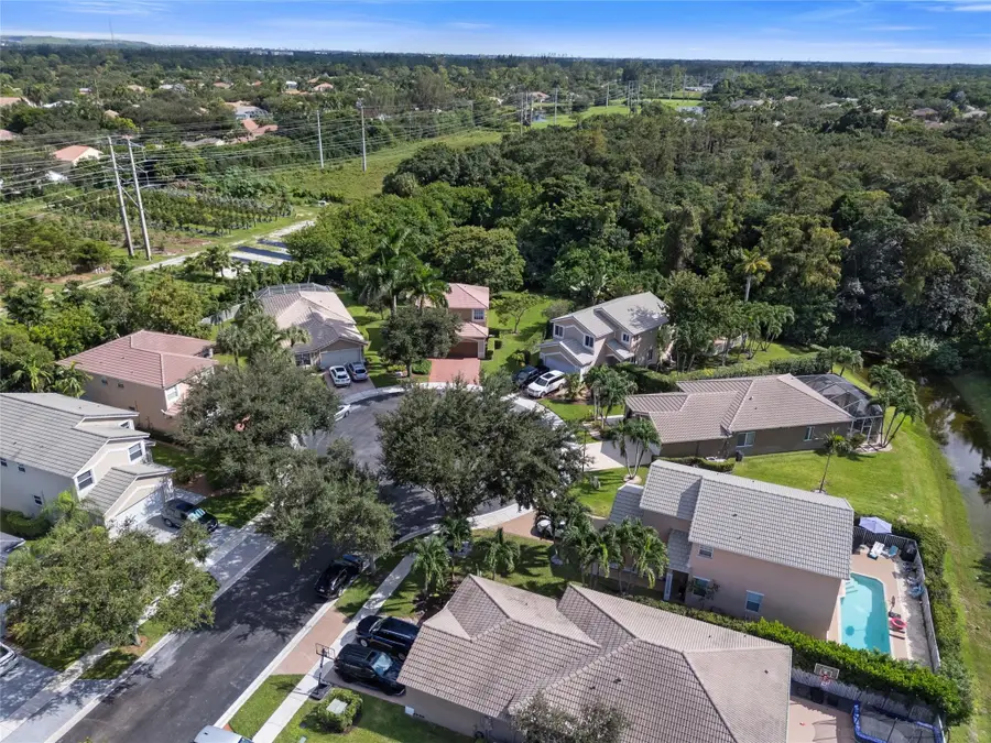 7400 NW 70th Avenue, Parkland, FL 33067 - #2