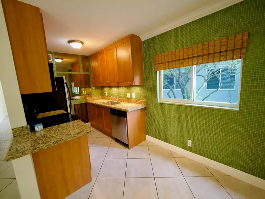 1460 NE 18th Street #104, Fort Lauderdale, FL 33305 - #3