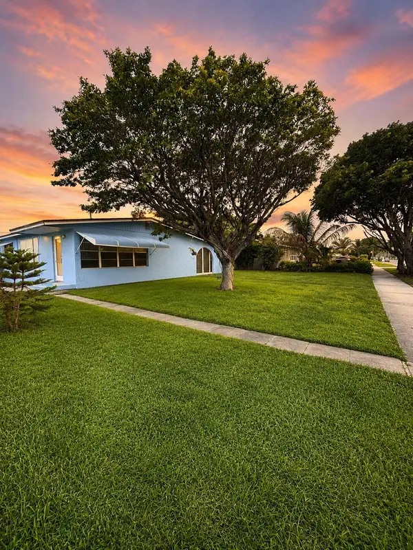 1310 Palm Beach Lakes Boulevard, West Palm Beach, FL 33401