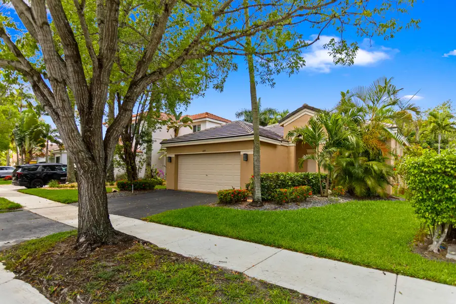 1071 Bluewood Terrace, Weston, FL 33327 - #2
