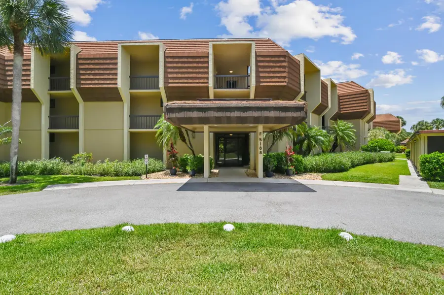 5188 Woodland Lakes Drive #332, Palm Beach Gardens, FL 33418 - #2