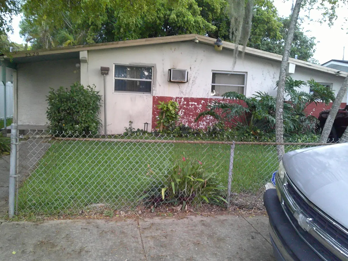 2520 NW 14th Court, Fort Lauderdale, FL 33311 - #1