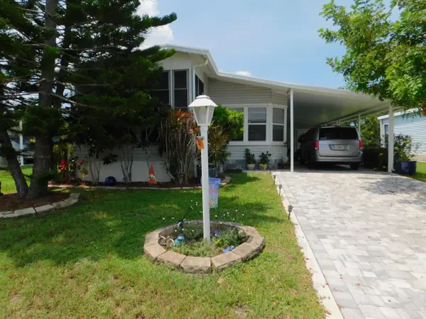 485 Hemingway Terrace #G-04, Fort Pierce, FL 34982