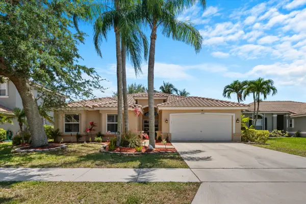 5649 Oakmont Village Circle, Lake Worth, FL 33463
