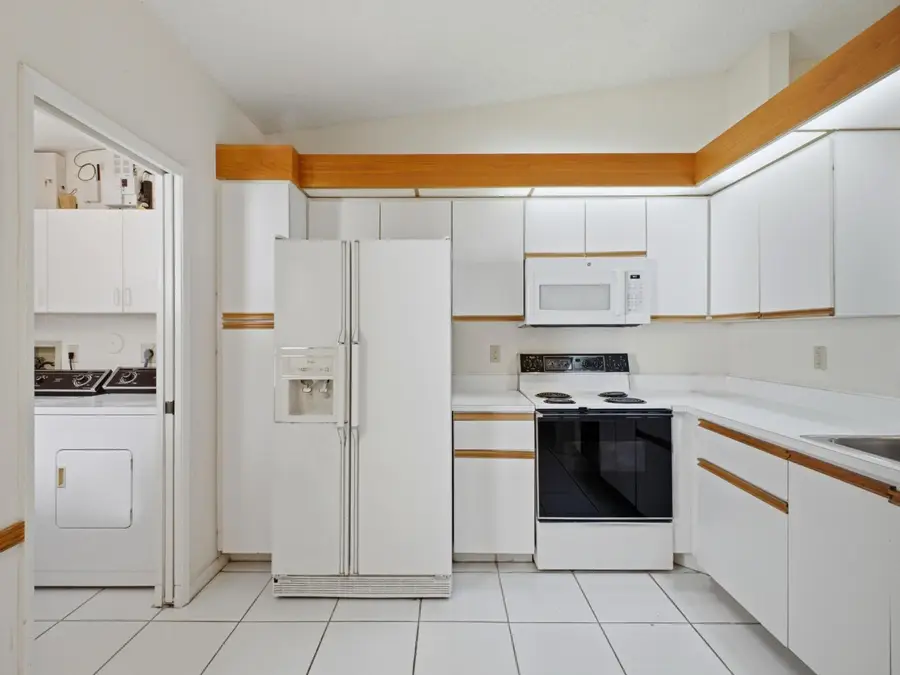 6200 Kings Gate Circle, Delray Beach, FL 33484 - #3