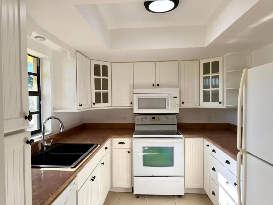 400 18th Street #B4, Vero Beach, FL 32960 - #2