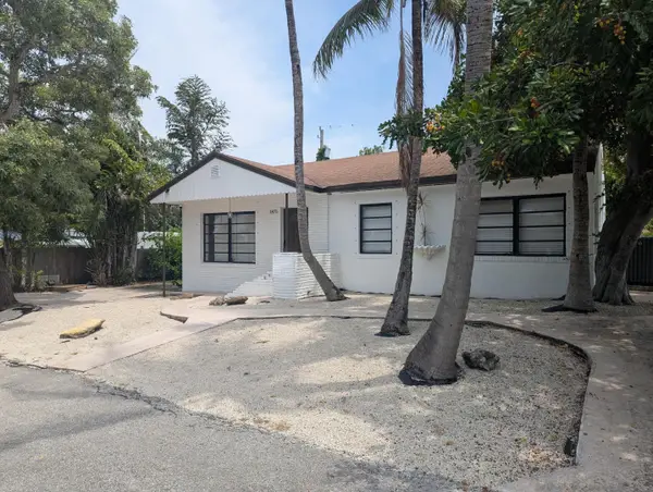 1875 Ridge Road, North Palm Beach, FL 33408