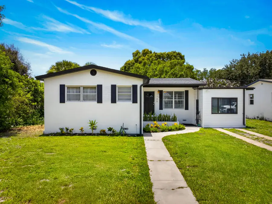1105 Jasmine Avenue, Fort Pierce, FL 34982 - #2