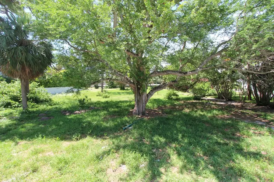 442 E Royal Palm Road, Boca Raton, FL 33432 - #2