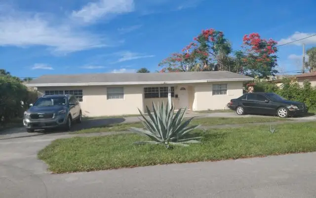 200 N Ware Drive, West Palm Beach, FL 33409 - #2