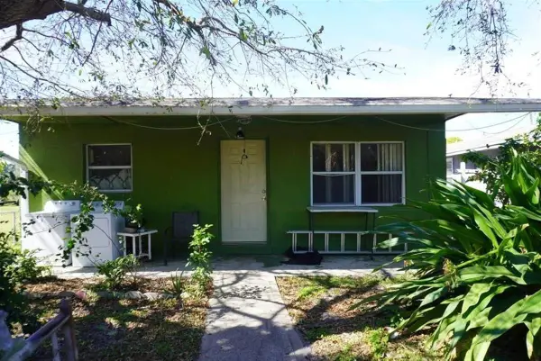 715 N 10th Street, Fort Pierce, FL 34950