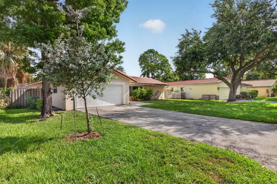 11241 NW 42nd Street, Coral Springs, FL 33065 - #2