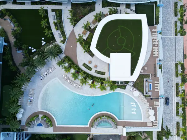 220 Lake Shore Drive #1908, Lake Park, FL 33403