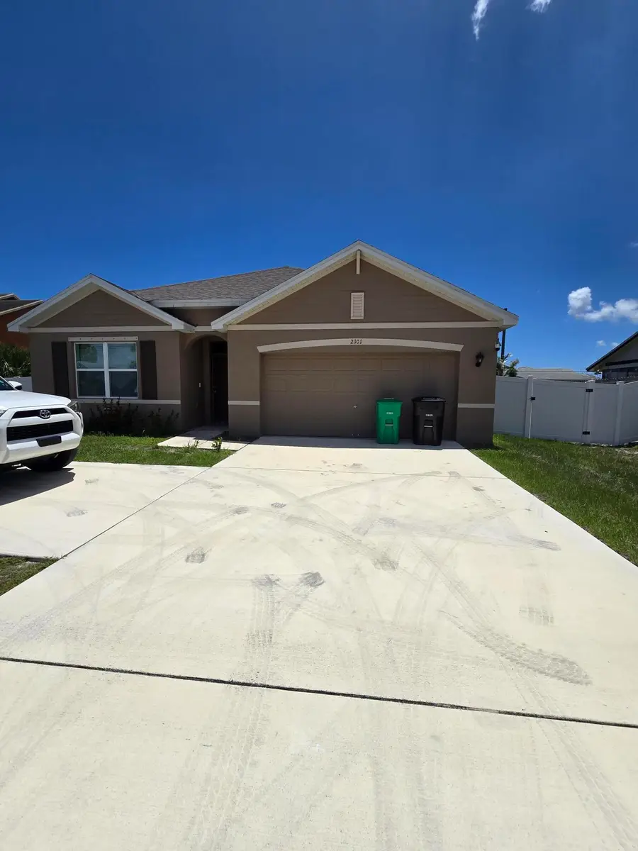 2101 SE Floresta Drive, Port Saint Lucie, FL 34984 - #2