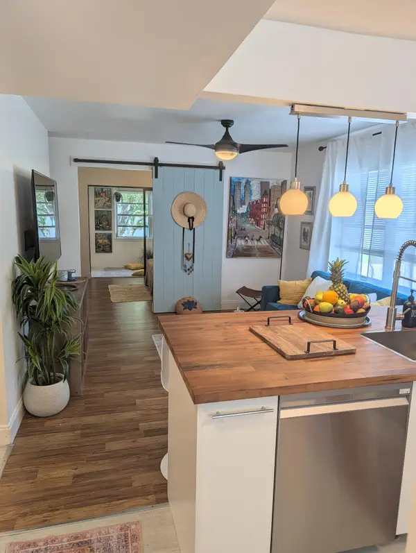 860 SE 6th Avenue #212, Deerfield Beach, FL 33441