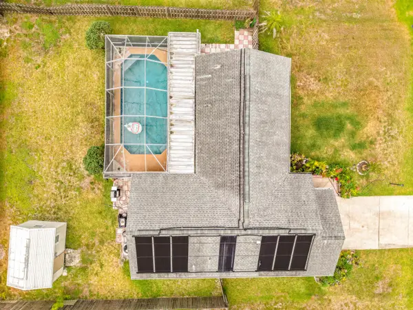985 Canton Street Nw, Palm Bay, FL 32907