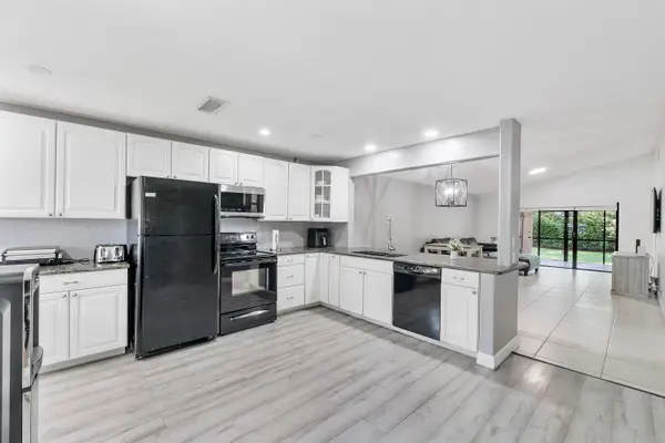 4148 Palm Forest Drive S, Delray Beach, FL 33445