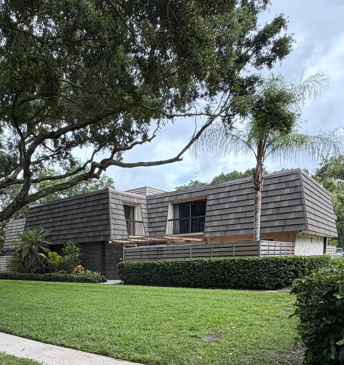 511 5th Terrace, Palm Beach Gardens, FL 33418 - #1