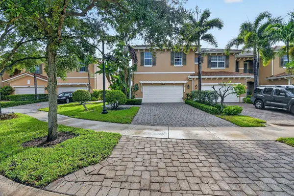 4624 Cadiz Circle, Palm Beach Gardens, FL 33418