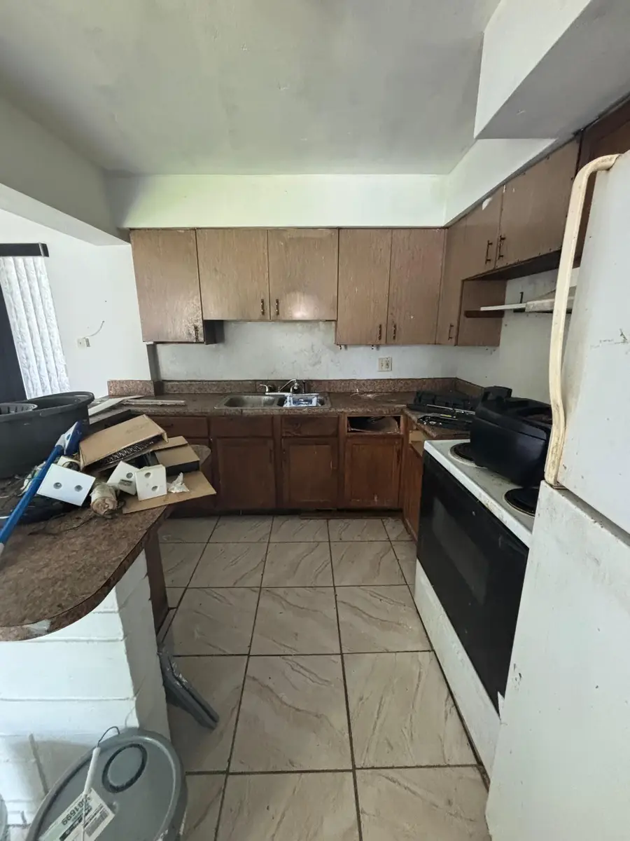 630 SE 2nd Street, Belle Glade, FL 33430 - #2