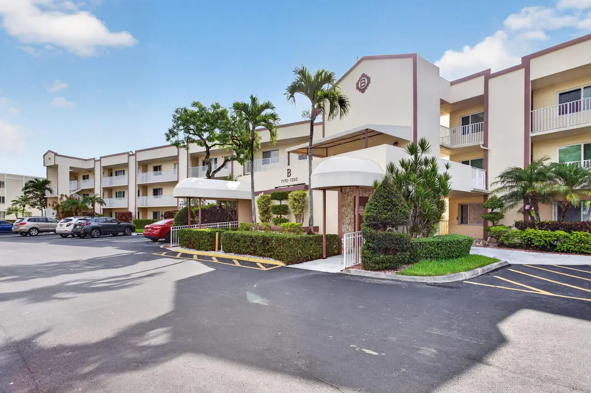 7216 S Devon Drive #212, Tamarac, FL 33321 - #1