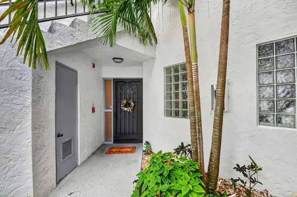 5395 Firenze Drive #B, Boynton Beach, FL 33437