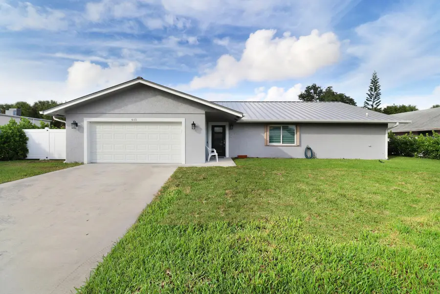 615 NE 15th Place, Boynton Beach, FL 33435 - #3