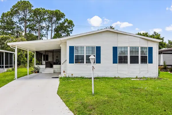 202 Sandy Bottom Place #A-09, Fort Pierce, FL 34982