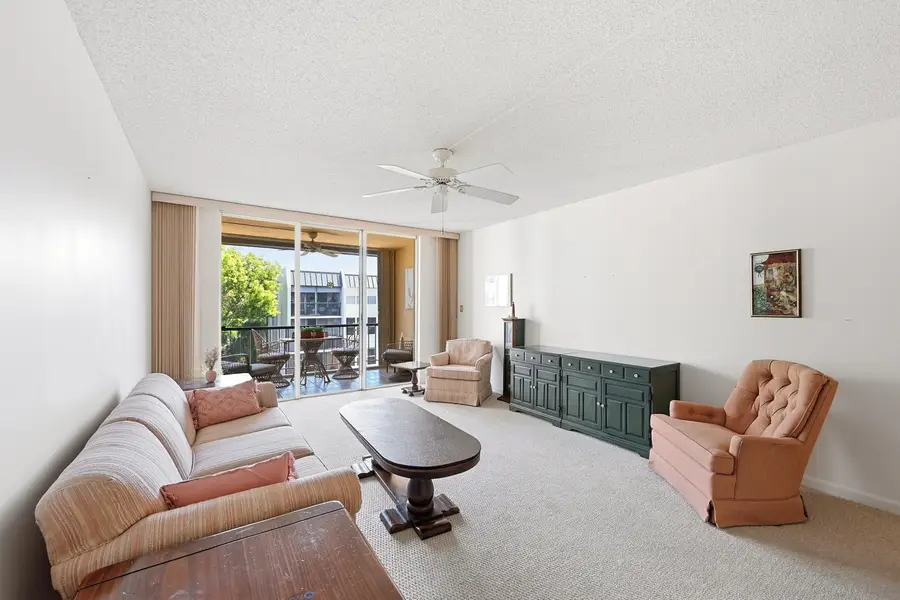 777 S Federal Highway #H306, Pompano Beach, FL 33062 - #2