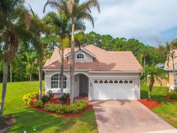 709 SW Andros Cove, Port St Lucie, FL 34986