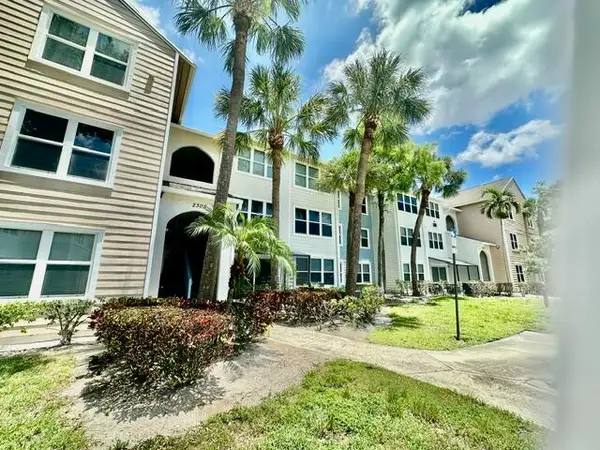 2305 S Congress Avenue #11, Boynton Beach, FL 33426
