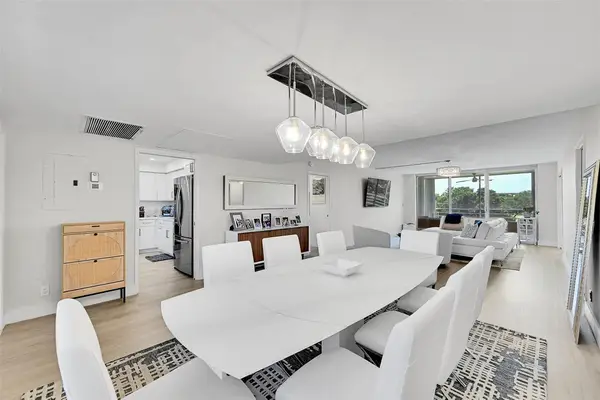 555 Oaks Lane #311, Pompano Beach, FL 33069