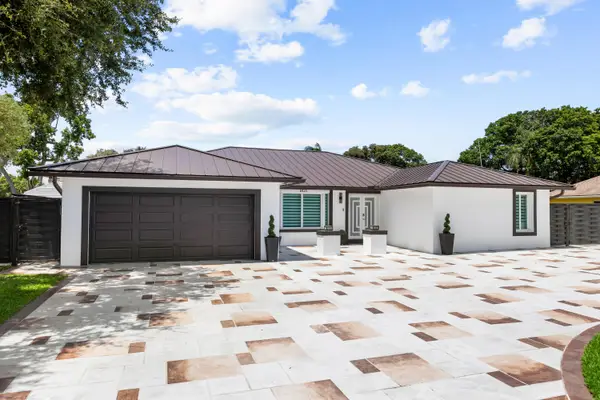 1821 Carissa Road, Lake Clarke Shores, FL 33406