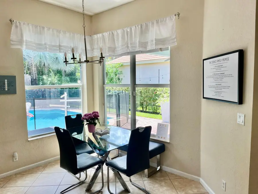 127 Palm Beach Plantation Boulevard, West Palm Beach, FL 33411 - #3