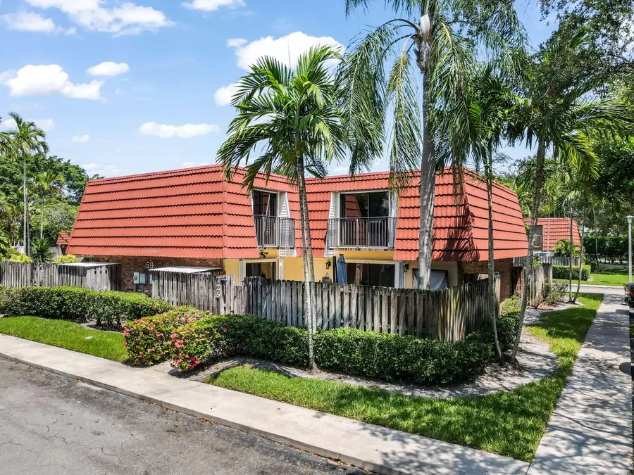 725 NW 99th Circle, Plantation, FL 33324 - #3