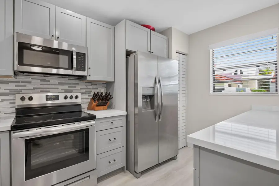 539 NW 36th Avenue, Deerfield Beach, FL 33442 - #3