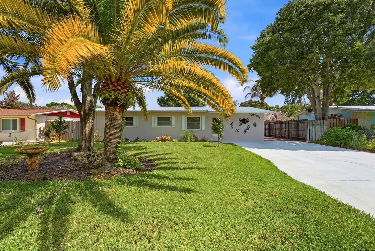 1095 NE Tuxedo Terrace, Jensen Beach, FL 34957 - #1