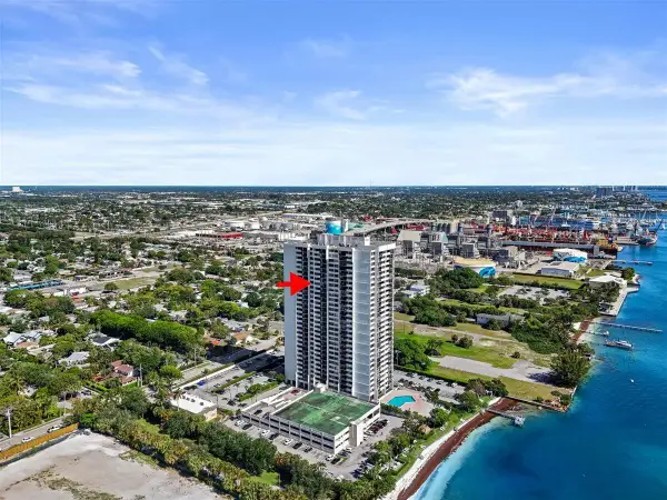 5600 N Flagler Drive #2304, West Palm Beach, FL 33407