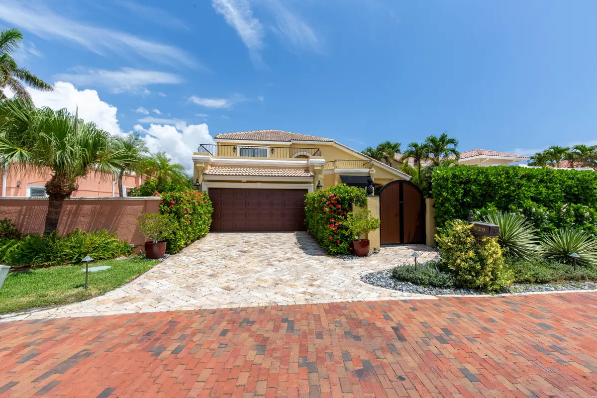529 Pelican Way, Delray Beach, FL 33483 - #1