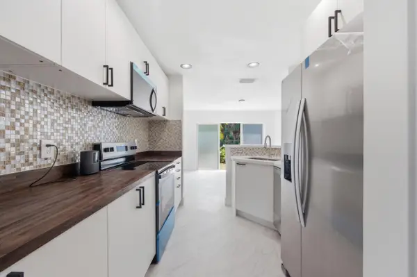 2824 NW 99th Terrace, Sunrise, FL 33322