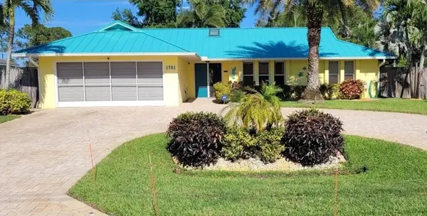1781 SE Fallon Drive, Port St Lucie, FL 34983