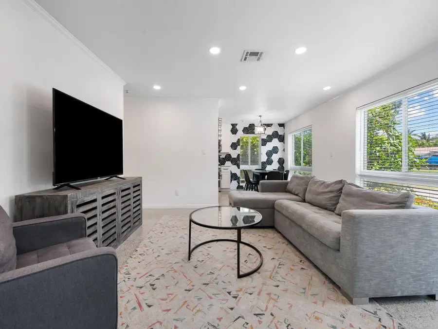 657 NW 30th Court, Wilton Manors, FL 33311 - #3