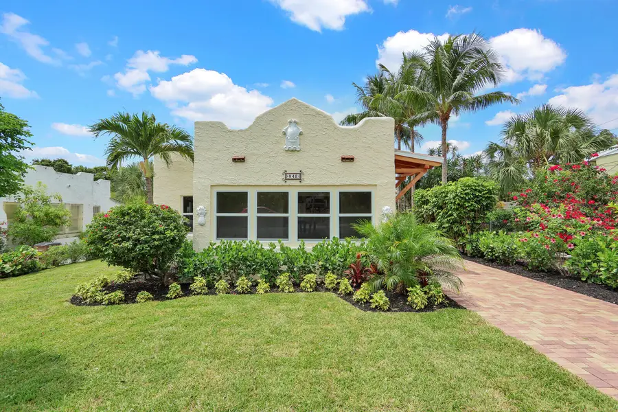 842 Selkirk Street, West Palm Beach, FL 33405 - #3